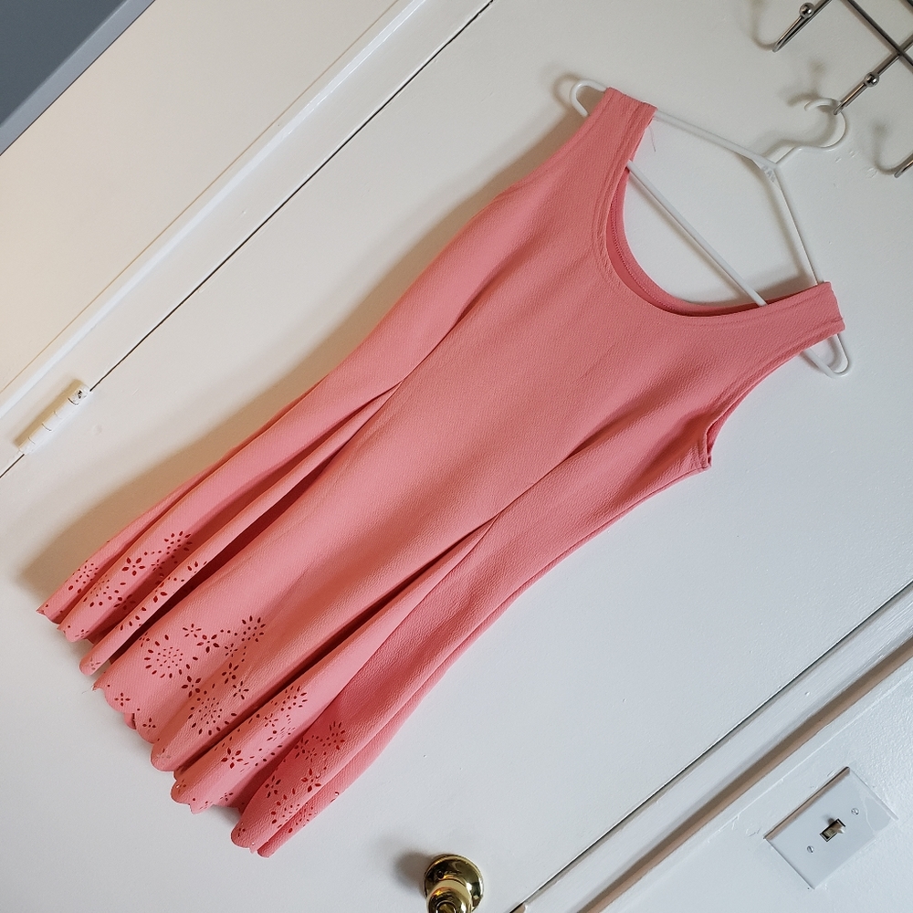 Dress - Picture 4 of 6